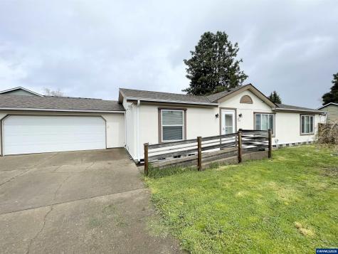 4455 Blueberry (-4445) Lane NE Salem OR 97305