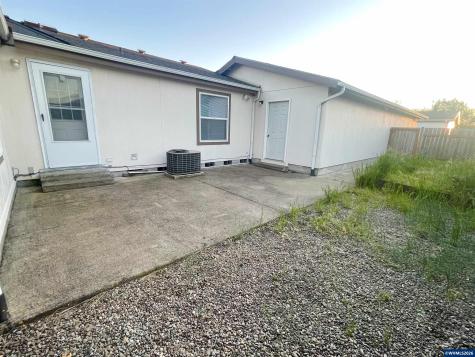 4455 Blueberry (-4445) Lane NE Salem OR 97305