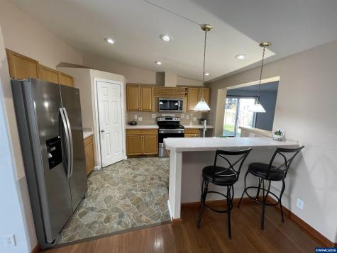4455 Blueberry (-4445) Lane NE Salem OR 97305