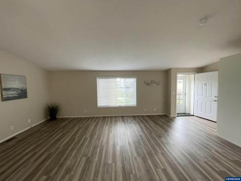 4455 Blueberry (-4445) Lane NE Salem OR 97305