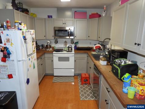 1537 Salem Avenue SE Albany OR 97321