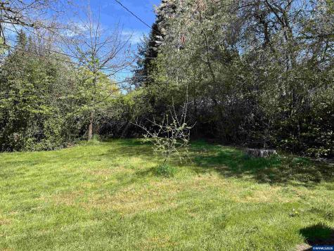 425-435 SE Atwood Avenue Corvallis OR 97333