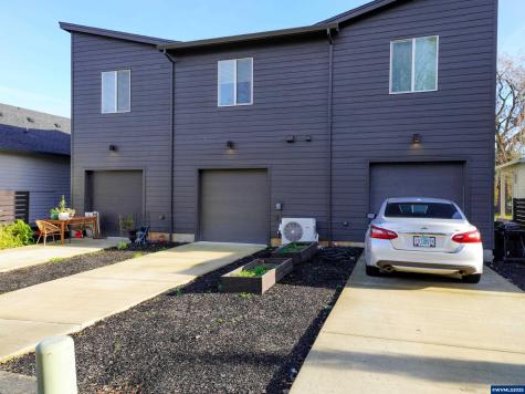 3857-3861 Village Center Drive SE Salem OR 97302