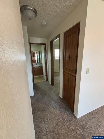 4196 47th Avenue NE Salem OR 97305