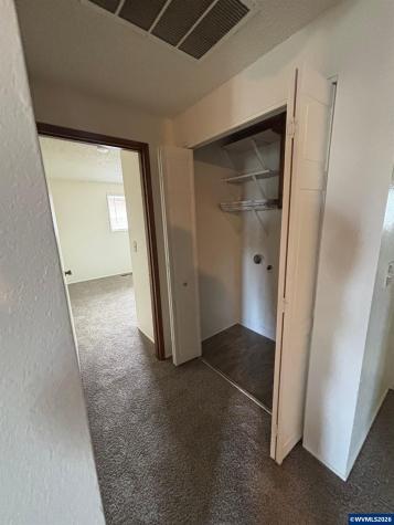 4196 47th Avenue NE Salem OR 97305