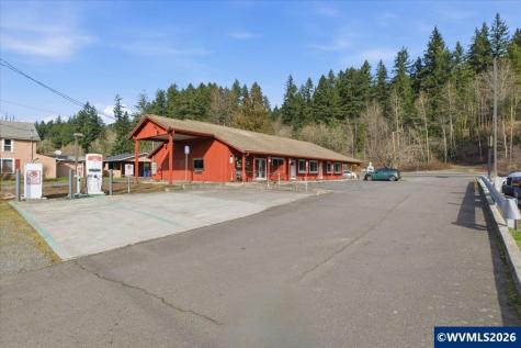 300 NW Santiam Bl Mill City OR 97360