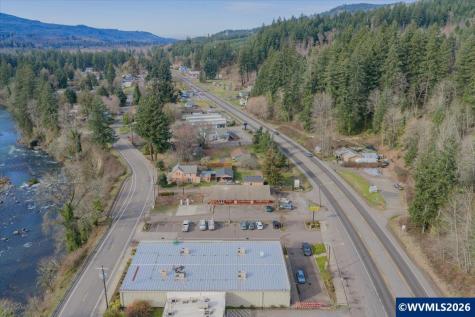 300 NW Santiam Bl Mill City OR 97360