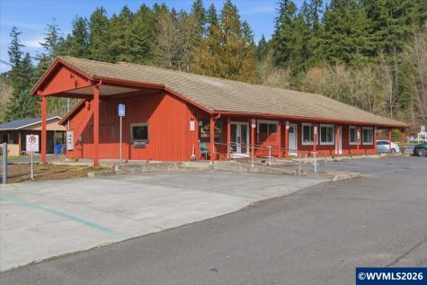 300 NW Santiam Bl Mill City OR 97360