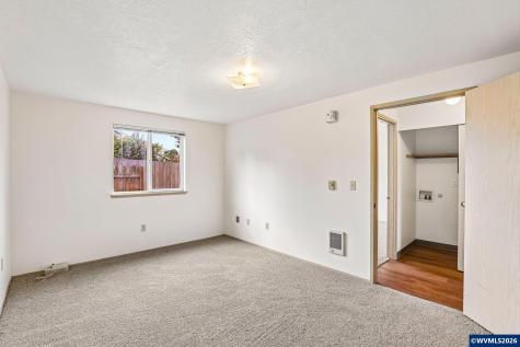 1149 D Street Independence OR 97351