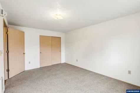 1149 D Street Independence OR 97351