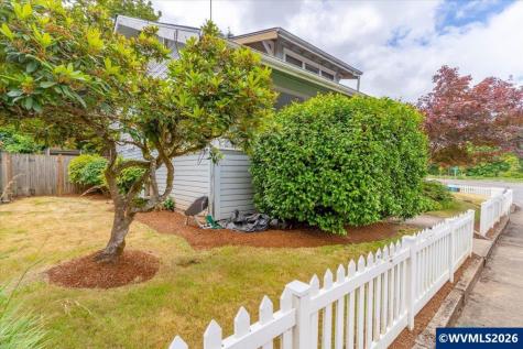 380 Owens (& 1102 Fairmount) Street S Salem OR 97302