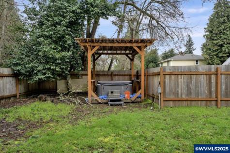 4250 NE Highway 20 Corvallis OR 97330