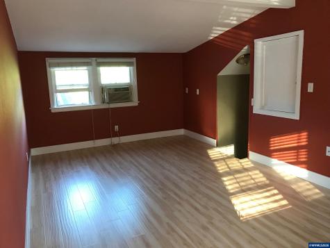119 Wesley (605 Miller) Street Silverton OR 97381