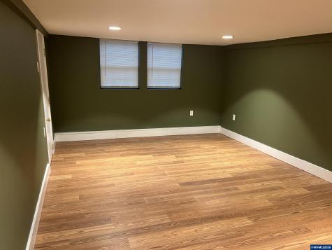 119 Wesley (605 Miller) Street Silverton OR 97381