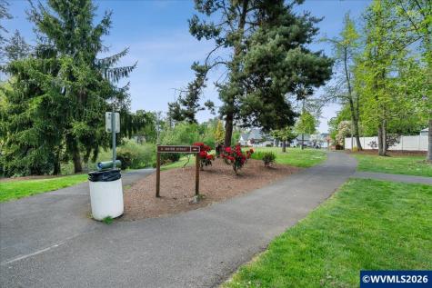 119 Wesley (605 Miller) Street Silverton OR 97381