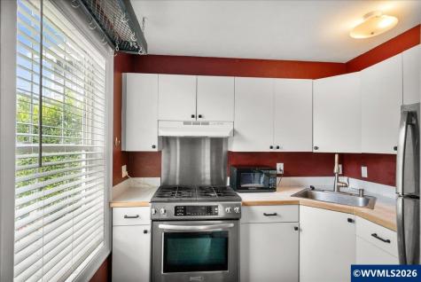 119 Wesley (605 Miller) Street Silverton OR 97381