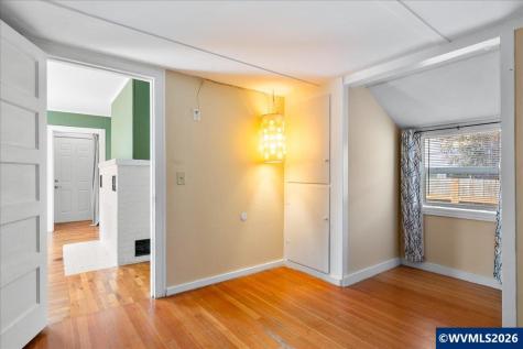 119 Wesley (605 Miller) Street Silverton OR 97381