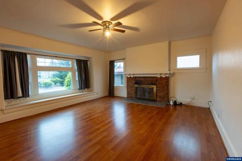 2306 3rd Street Tillamook OR 97141