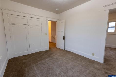 2306 3rd Street Tillamook OR 97141
