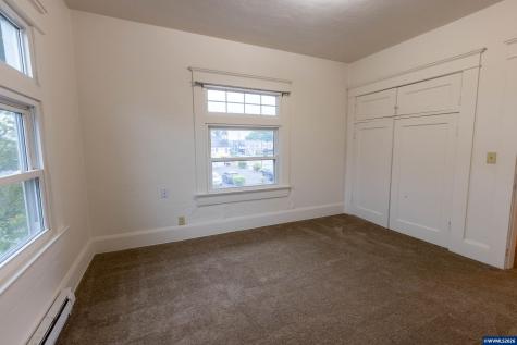 2306 3rd Street Tillamook OR 97141