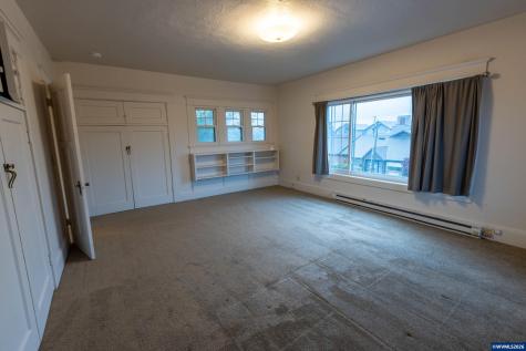 2306 3rd Street Tillamook OR 97141