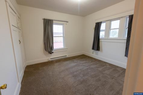 2306 3rd Street Tillamook OR 97141