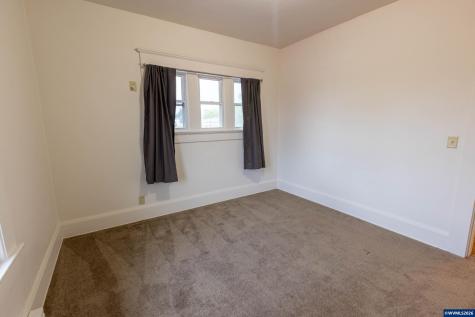 2306 3rd Street Tillamook OR 97141