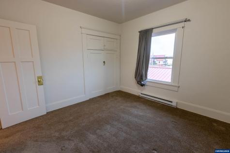 2306 3rd Street Tillamook OR 97141