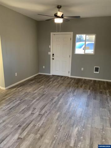 271 E Clay Street Monmouth OR 97361