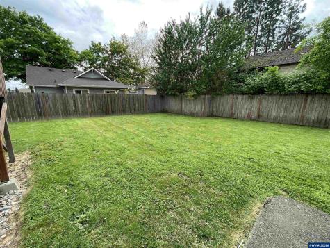 271 E Clay Street Monmouth OR 97361