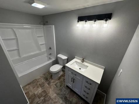 1810-1812 Wilding Place Stayton OR 97383