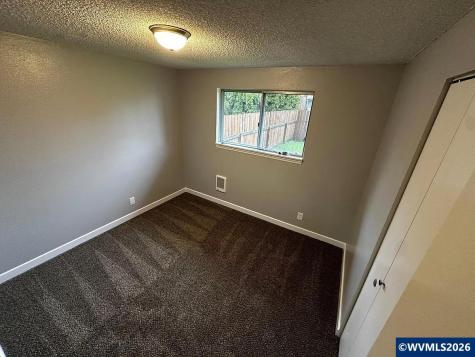 1810-1812 Wilding Place Stayton OR 97383
