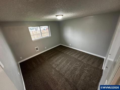 1810-1812 Wilding Place Stayton OR 97383