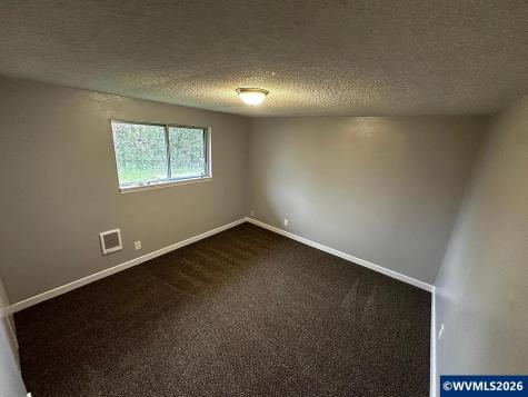 1810-1812 Wilding Place Stayton OR 97383