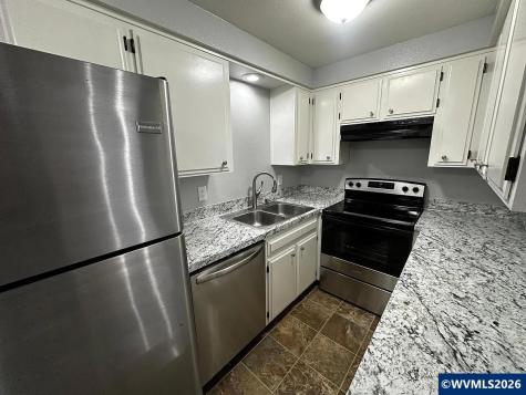 1810-1812 Wilding Place Stayton OR 97383