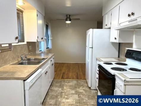 1760 (-1780) Hines Street SE Salem OR 97301