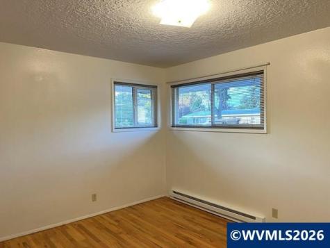 1760 (-1780) Hines Street SE Salem OR 97301
