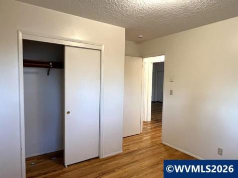 1760 (-1780) Hines Street SE Salem OR 97301