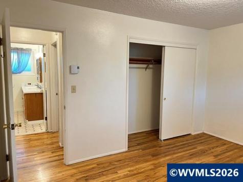 1760 (-1780) Hines Street SE Salem OR 97301