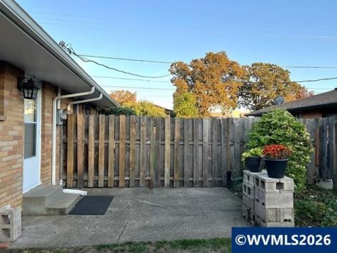 1760 (-1780) Hines Street SE Salem OR 97301