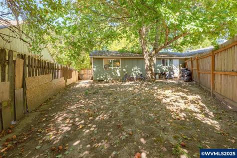 2000 SE Thurston (& 2006) Street Albany OR 97322