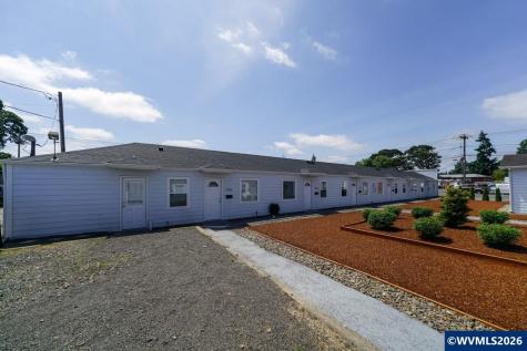 1348-1366 12th Street SE Salem OR 97302