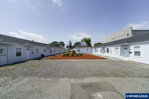 1348-1366 12th Street SE Salem OR 97302