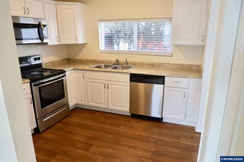 1348-1366 12th Street SE Salem OR 97302