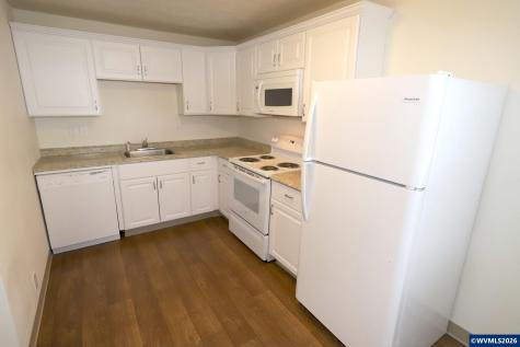 1348-1366 12th Street SE Salem OR 97302