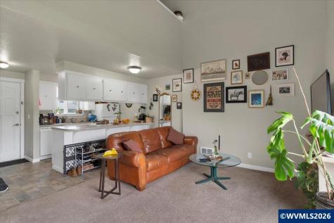 3426 Marion (1,2,3) Street SE Albany OR 97322