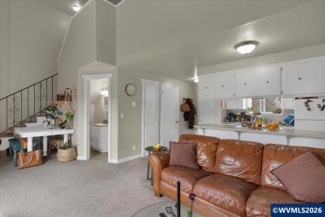 3426 Marion (1,2,3) Street SE Albany OR 97322