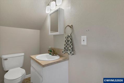 3426 Marion (1,2,3) Street SE Albany OR 97322