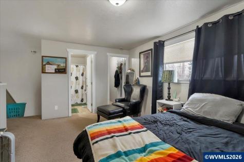 3426 Marion (1,2,3) Street SE Albany OR 97322