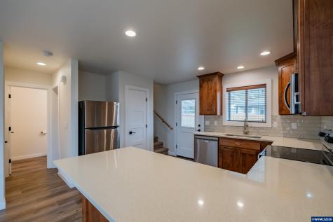 1026-1028 6th Avenue SE Albany OR 97321